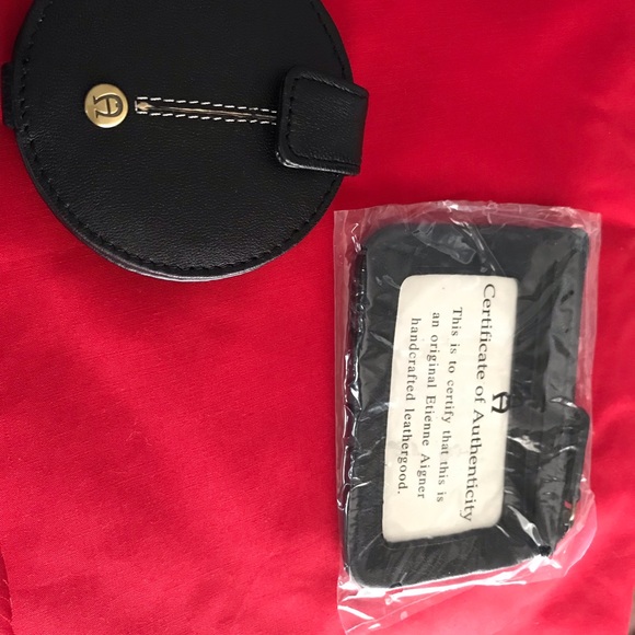 Etienne Aigner Accessories - Compact mirror and changer purse Id holder